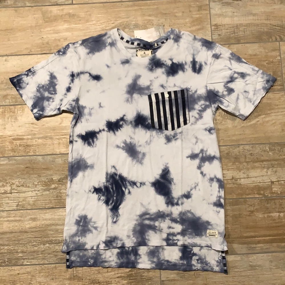 Astrnemē Casual T-Shirt